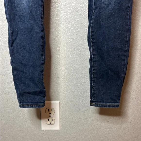 Levi 710 Super Skinny Juniors Blue Jeans - Picture 4 of 9